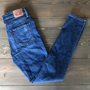 Levi’s 721 High Rise Jeans